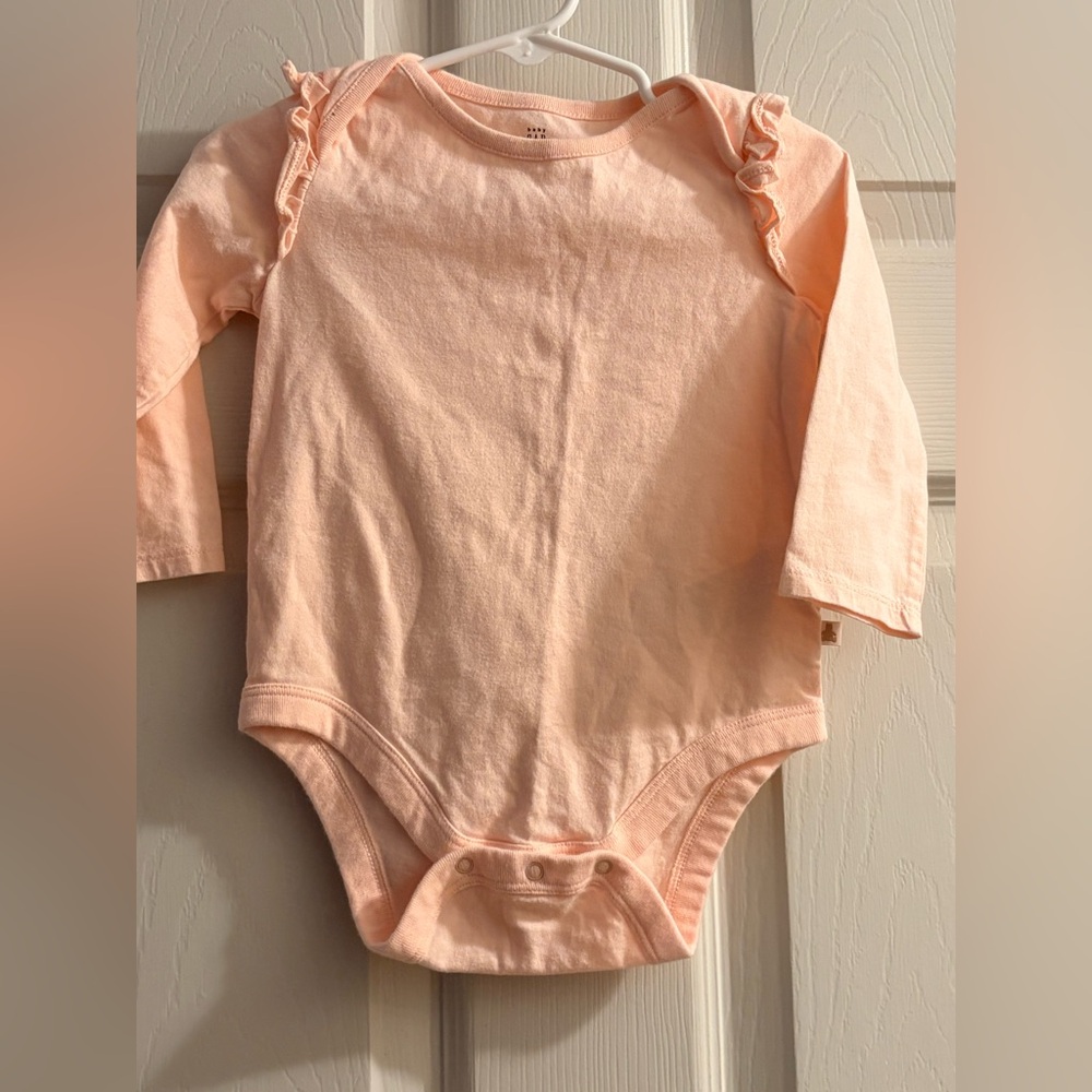 GAP Baby Outfit in Cream